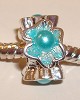 Sterling verzilverde bedel met turquoise parels