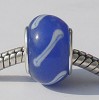 Sterling verzilverde glasbedel Blauw met witte streep