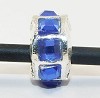 Sterling verzilverde bedel met kobaltblauw strass