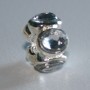 Sterling verzilverde bedel met ijsblauw strass